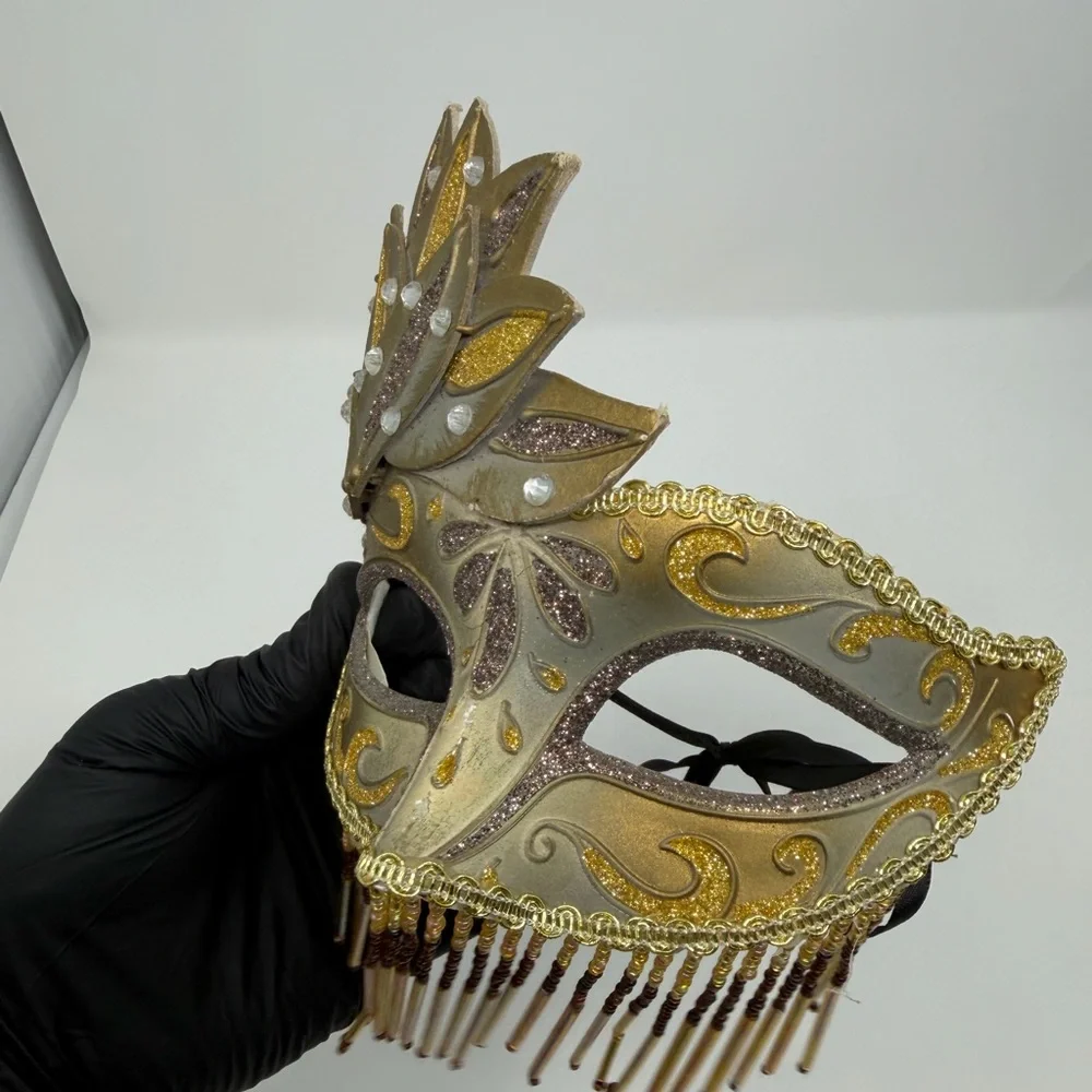 Pack of 3 Masquerade Mask / please see photos